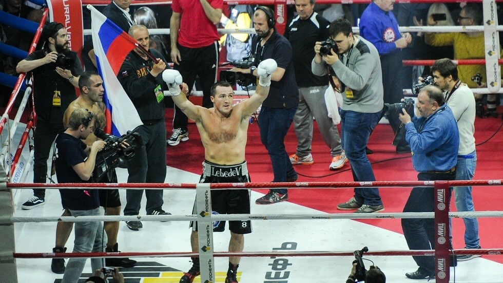 رسميا.. الروسي ليبيديف بطل العالم السابق للملاكمة يعلن اعتزاله 