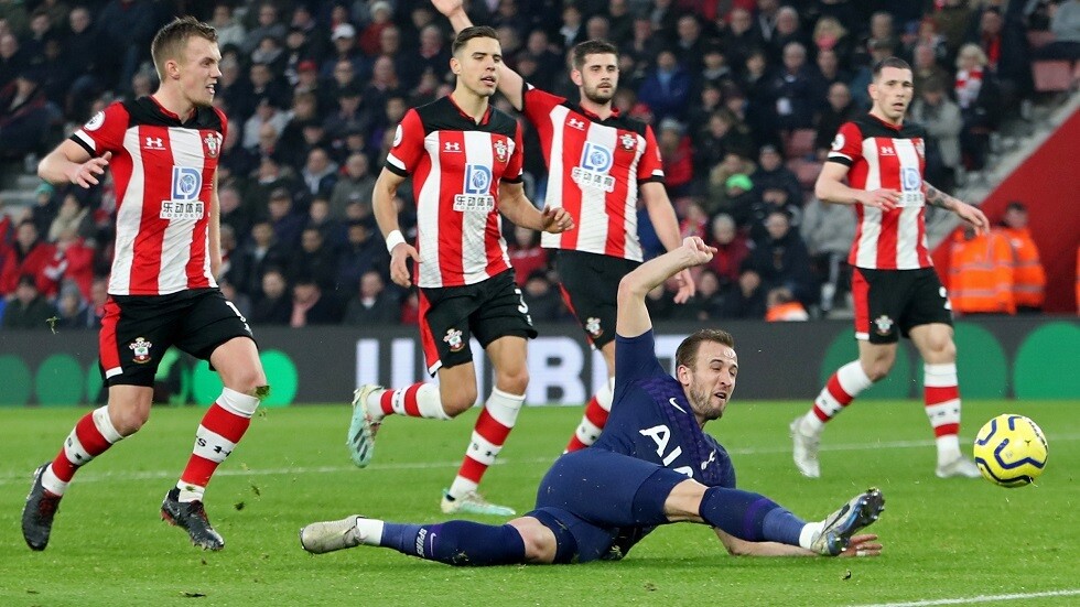 توتنهام يعلن تفاصيل إصابة هاري كين