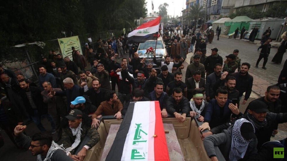تشييع حاشد للمهندس وسليماني في بغداد