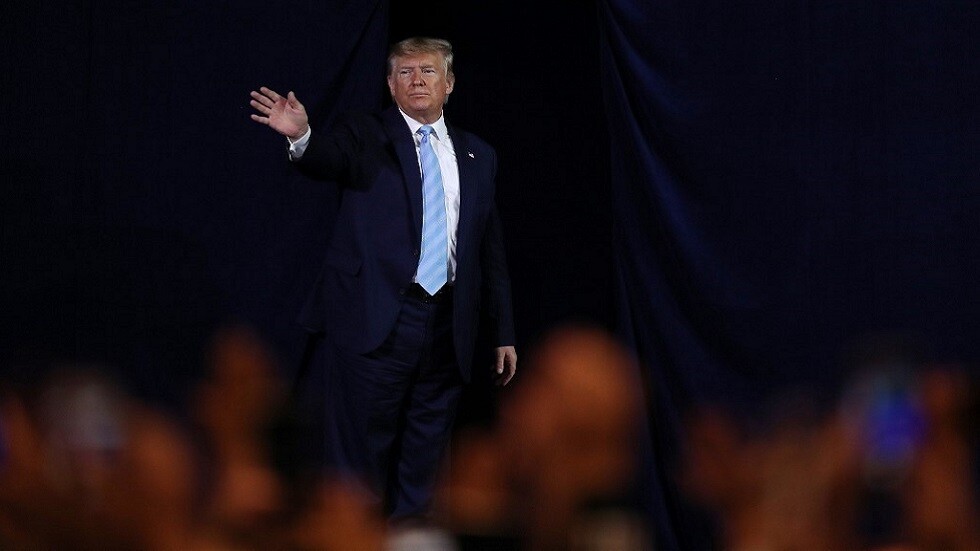 ترامب للناخبين الإنجيليين: الله إلى جانبنا