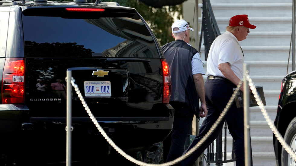 مسؤولون يكشفون تفاصيل تخطيط ترامب في منتجع للغولف لاغتيال سليماني