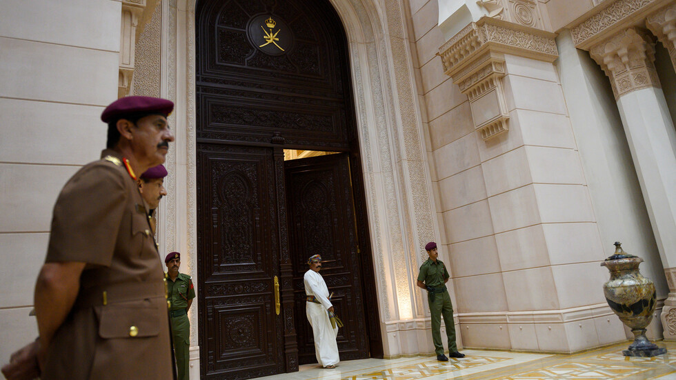 سلطنة عمان تدعو واشنطن وطهران إلى تغليب لغة الحوار بعد اغتيال سليماني