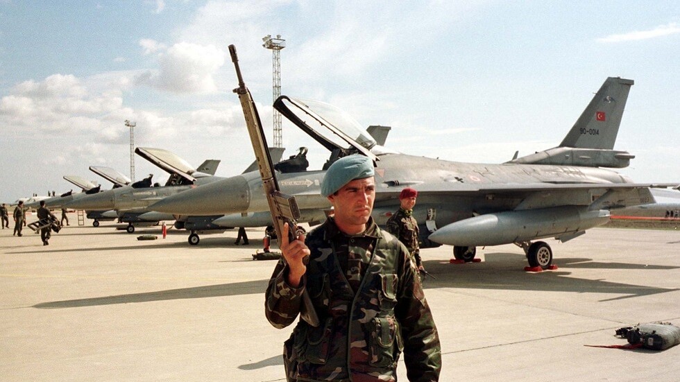 خبير: تركيا غير قادرة على استخدام طائرات F-16 في ليبيا