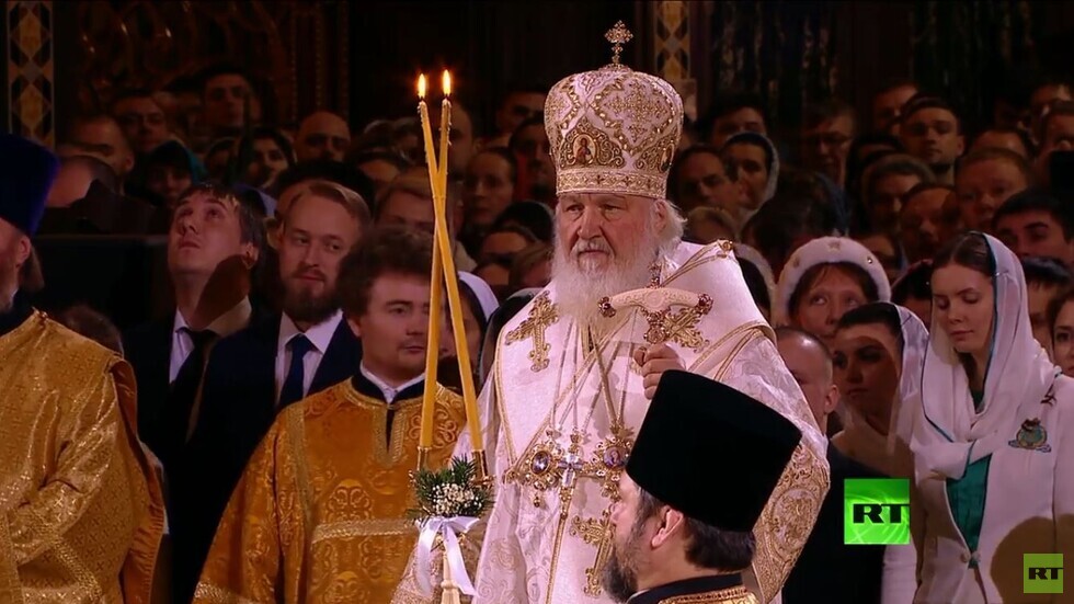 روسيا تحتفل بعيد الميلاد المجيد على التقويم الشرقي