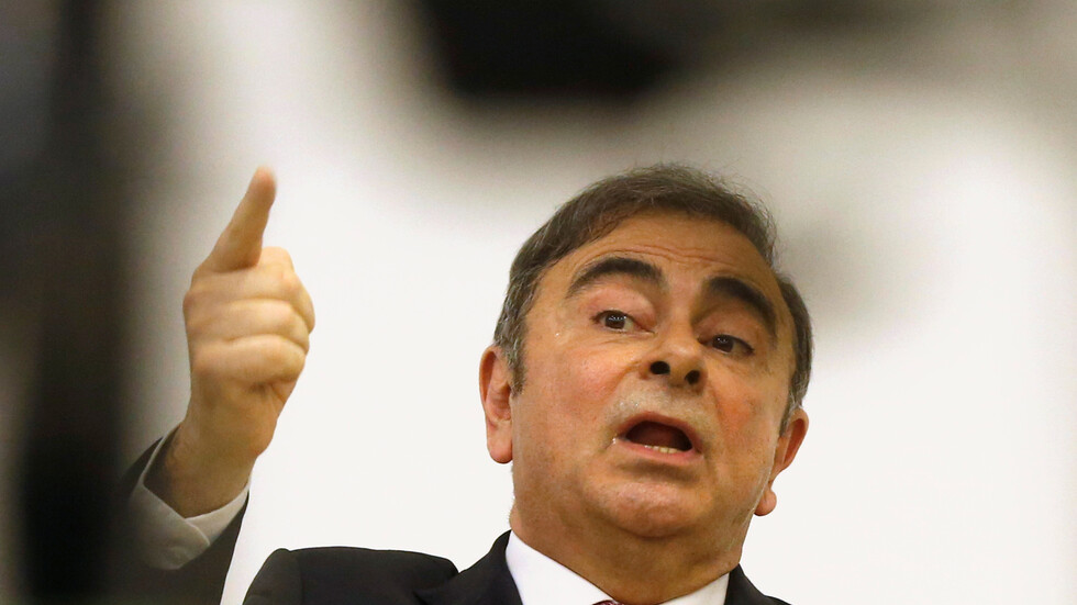 اليابان تشن هجوما 