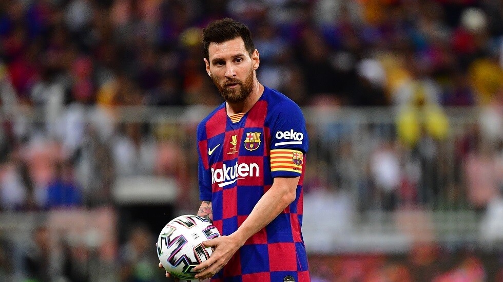 مشادة بين ميسي وخليفة رونالدو في السعودية.. فيديو