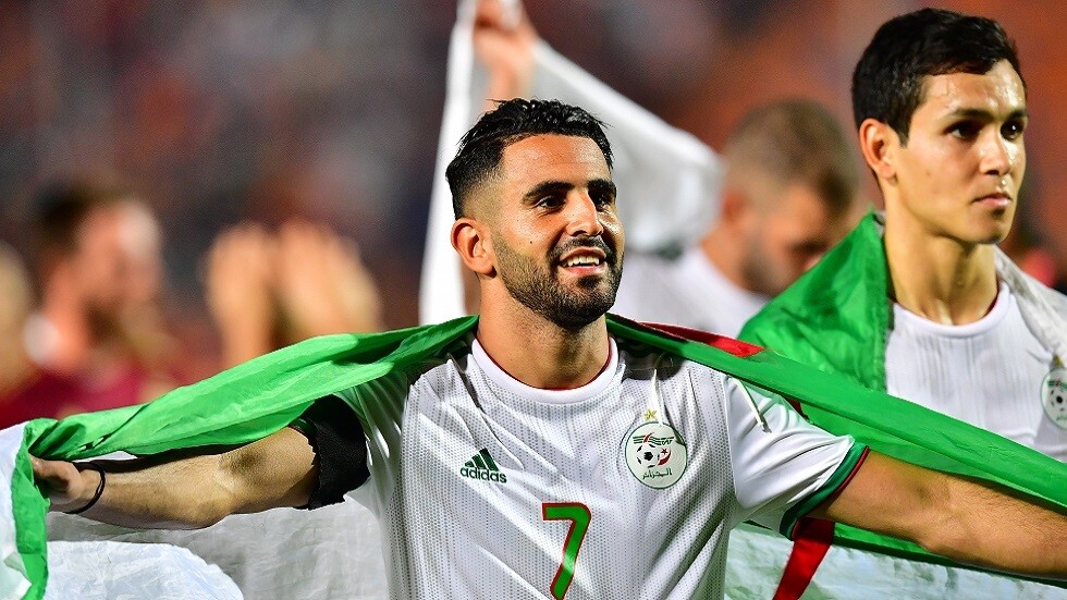 نجم منتخب مصر: محرز فخر للعرب (فيديو)