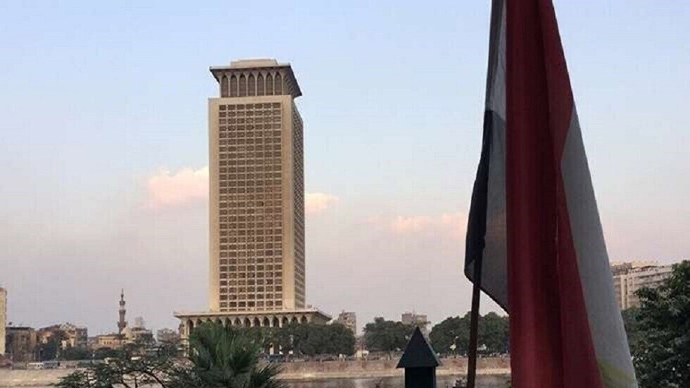 مصر مرحبة بالهدنة: يجب مواصلة مكافحة المتطرفين في ليبيا والتعامل بحزم مع كل تدخل خارجي