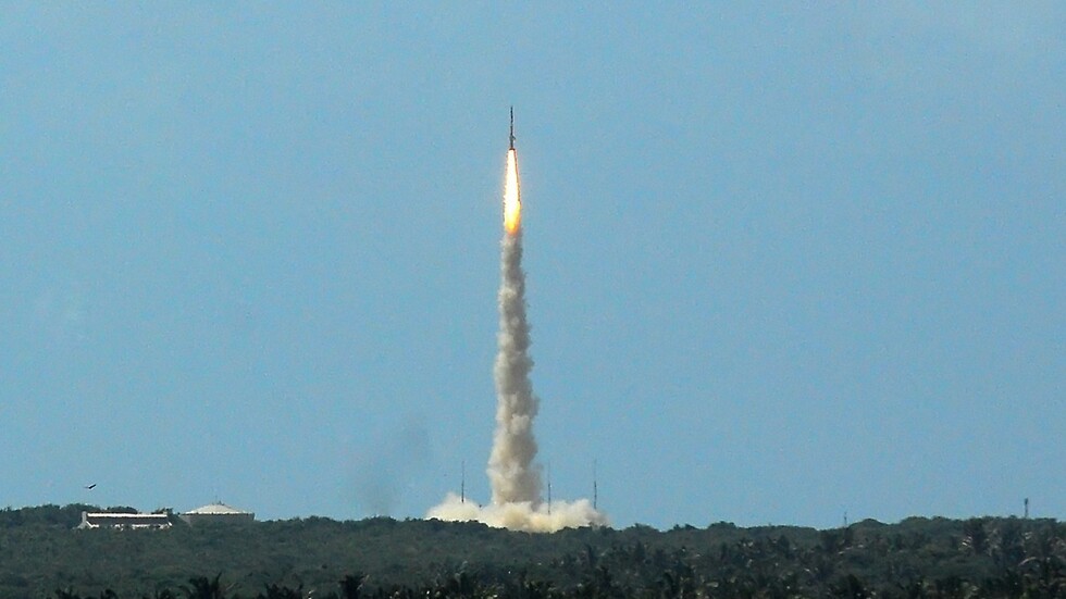 البرازيل تستأنف إطلاق الصواريخ من مطار 