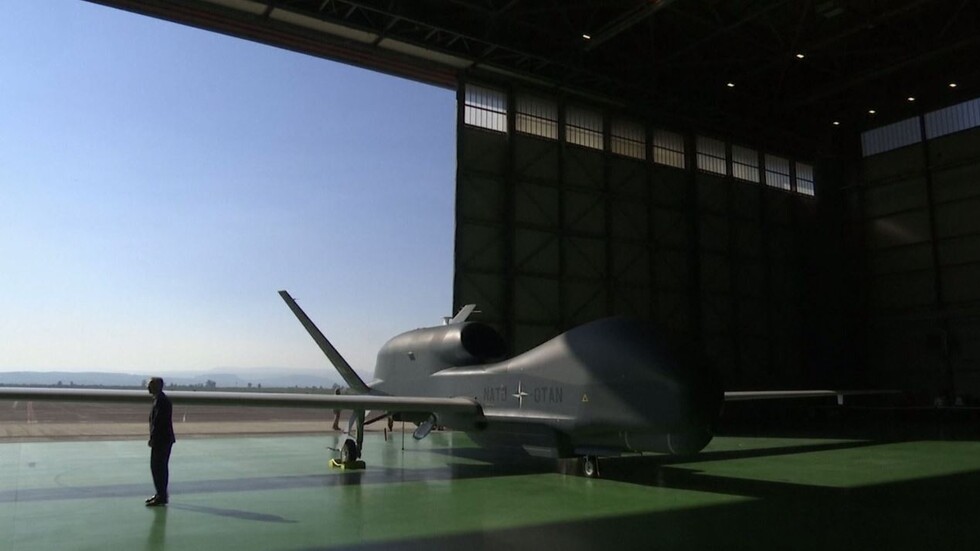 حلف الناتو يعرض درونات جديدة