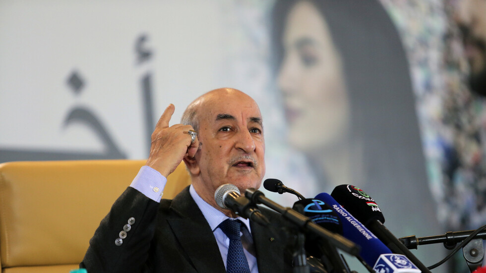 الجزائر تعلن استعدادها لاستضافة حوار الليبيين