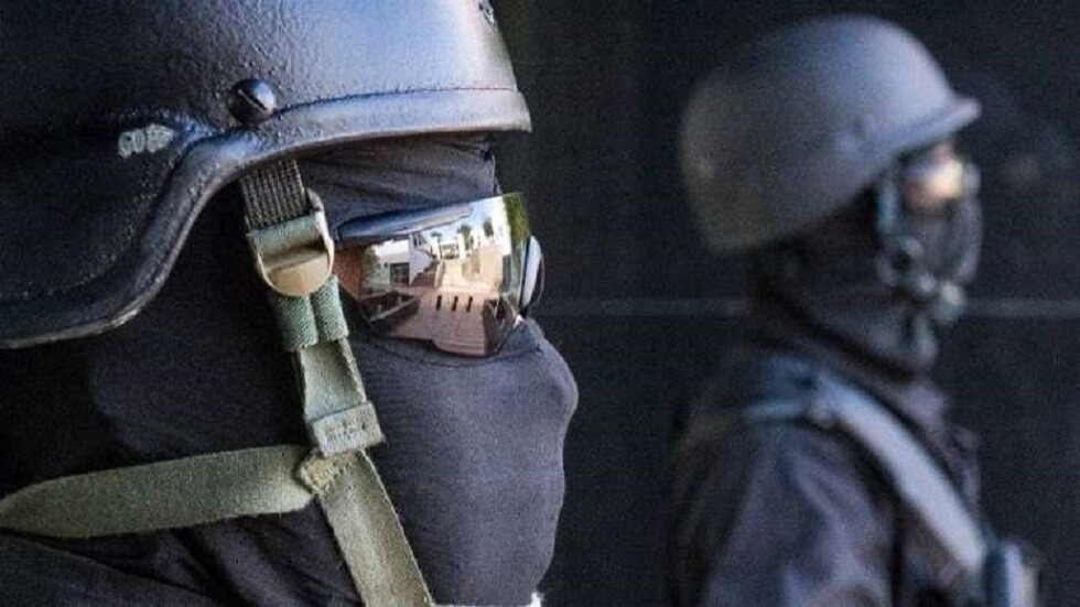 المغرب.. أحكام مشددة لعصابة متزعّمها رجل سلطة