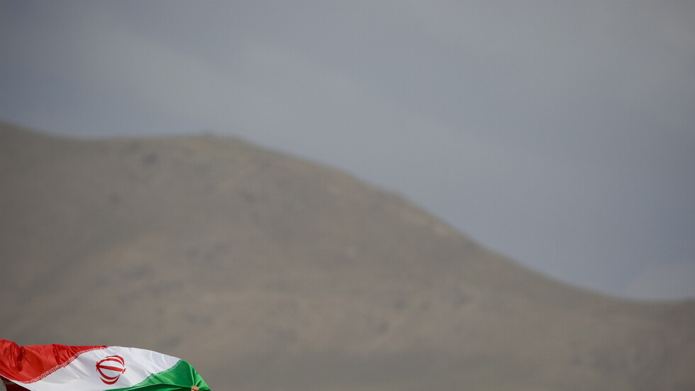 طهران: على إيران والسعودية العمل معا لحل المشكلات