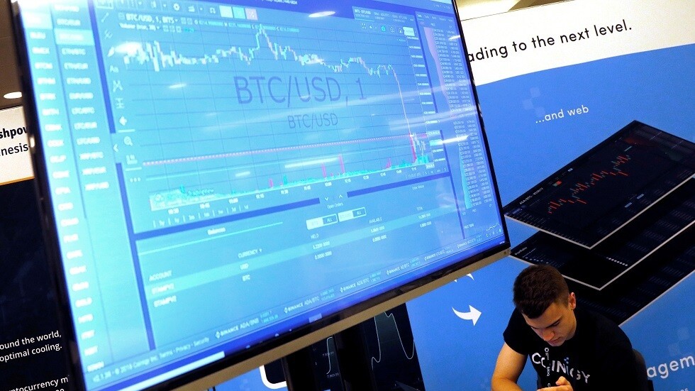 التكتلات العسكرية تتحول إلى تكنولوجية