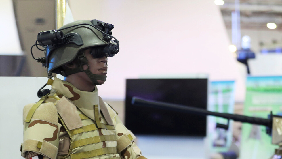 القاهرة تعلن عن قرب توطين صناعات عسكرية جديدة