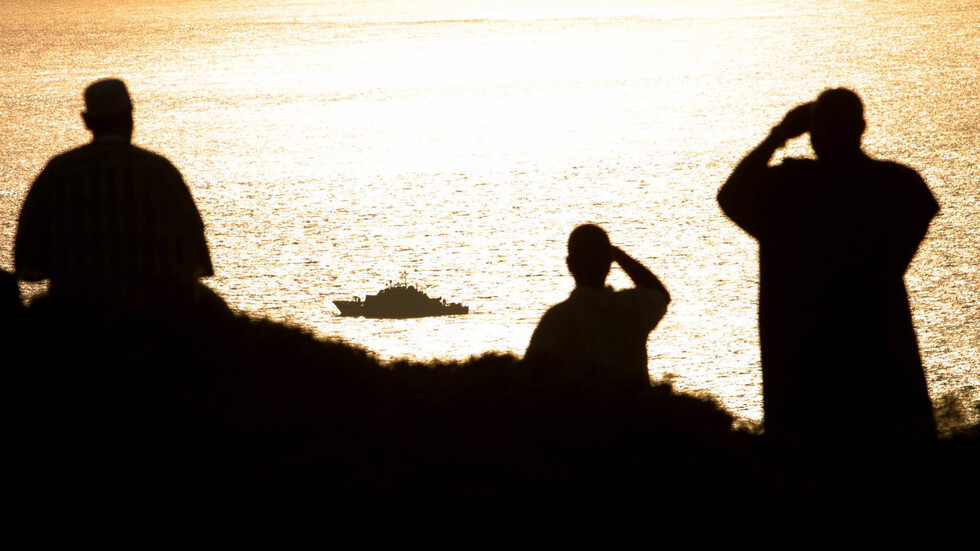 البرلمان المغربي يصادق بالإجماع على مشروع قانون لترسيم الحدود البحرية