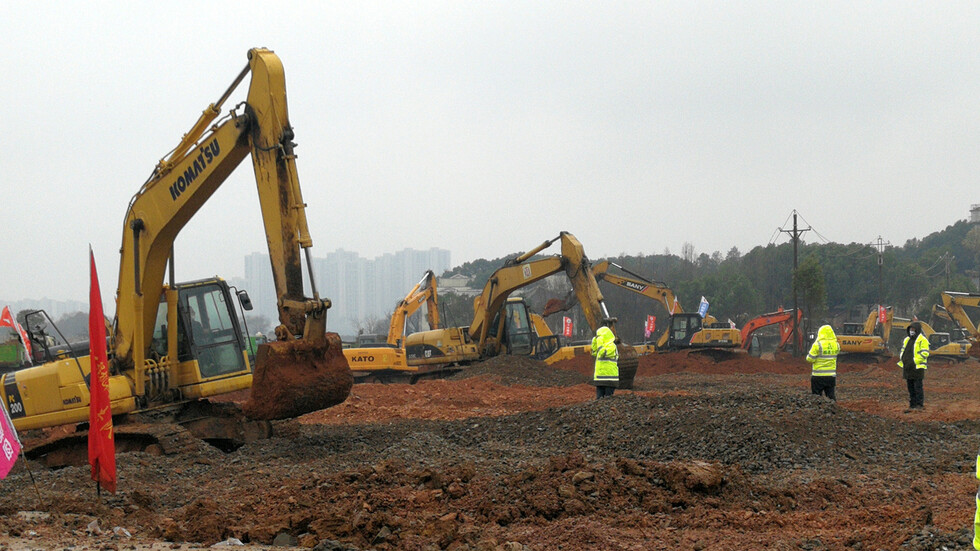 الصين: تشييد مستشفى جديد في 10 أيام لعلاج مصابي الكورونا