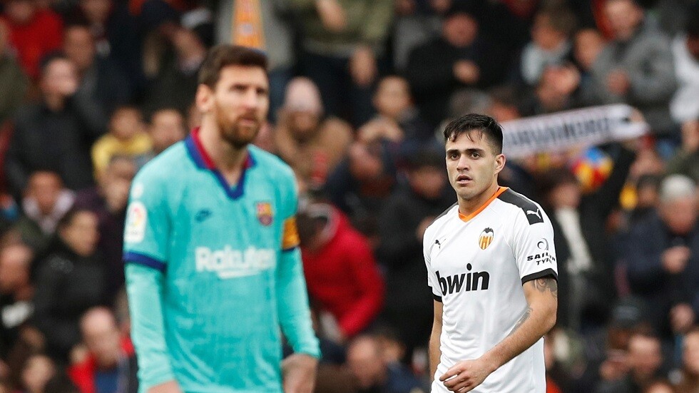 شاهد.. برشلونة يتكبد أول هزيمة تحت قيادة مدربه الجديد