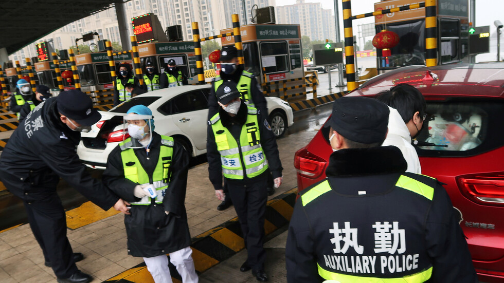 الصين تقارن بين خطورة النوع الجديد لفيروس 