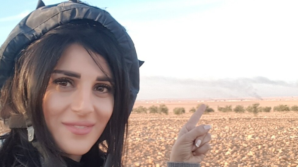 وزارة الدفاع الروسية تنقل مراسلة RT إلى قاعدة حميميم تمهيدا لعلاجها في موسكو