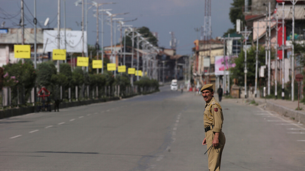 الشرطة الهندية تقتل رجلا احتجز 20 امرأة وطفلا رهائن في منزله
