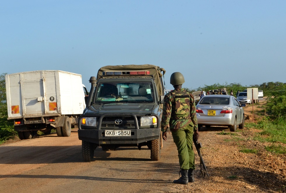 مقتل عسكري ومتعاقدين اثنين مع الجيش الأمريكي بهجوم على قاعدة في كينيا