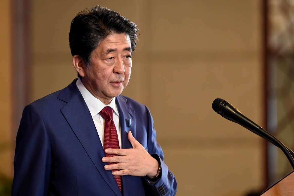 تلفزيون: رئيس وزراء اليابان يلغي رحلته للشرق الأوسط