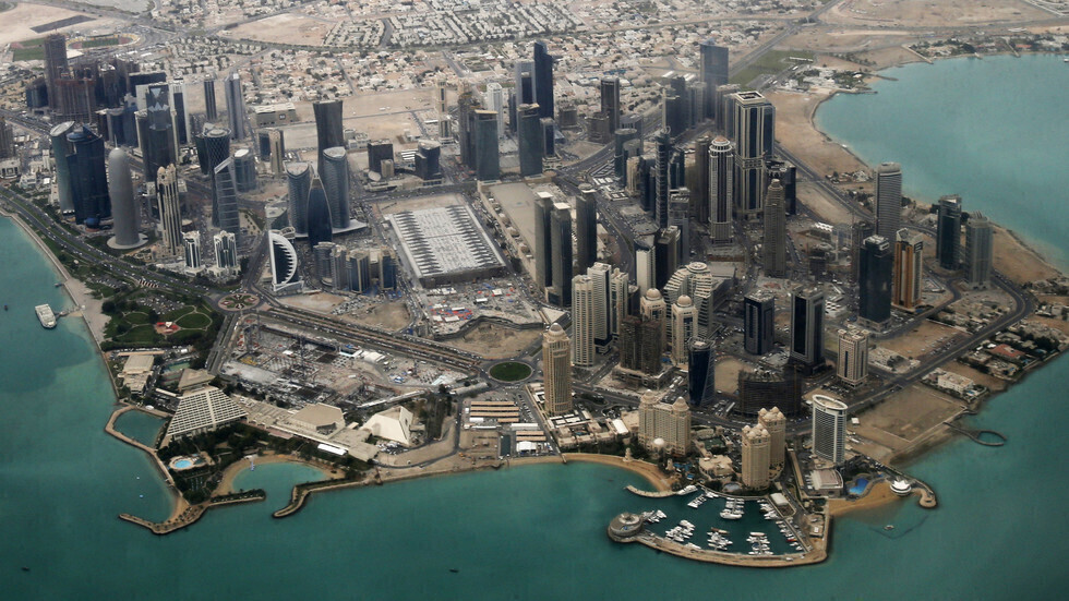 قطر تعلن عن تحركها لتهدئة الوضع بعد ضرب إيران أهدافا أمريكية في العراق