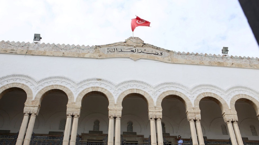 تونس.. السلطات تحقق بفيديو يوثق اعتداء عنيفا على فتيات