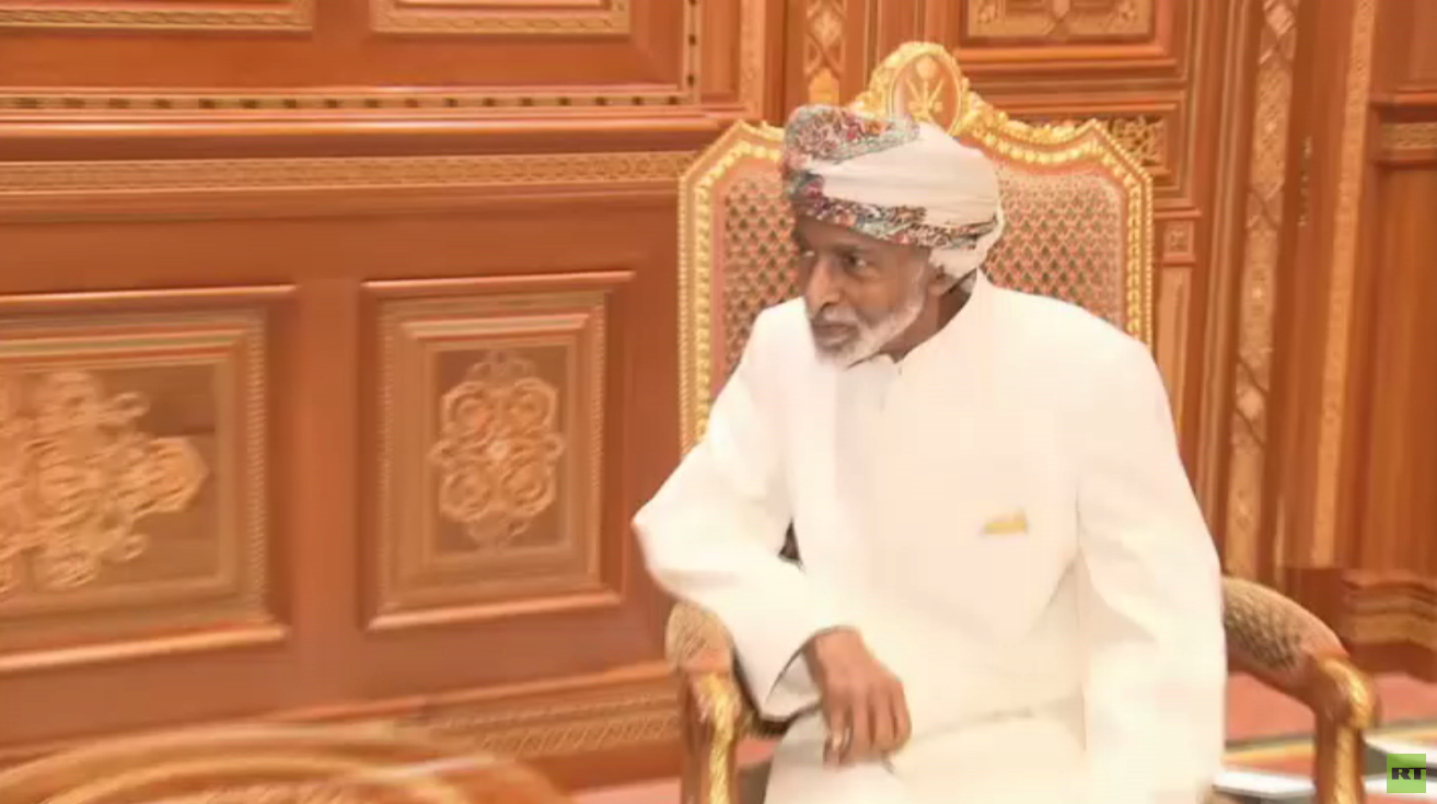 سلطان عمان قابوس بن سعيد يفارق الحياة