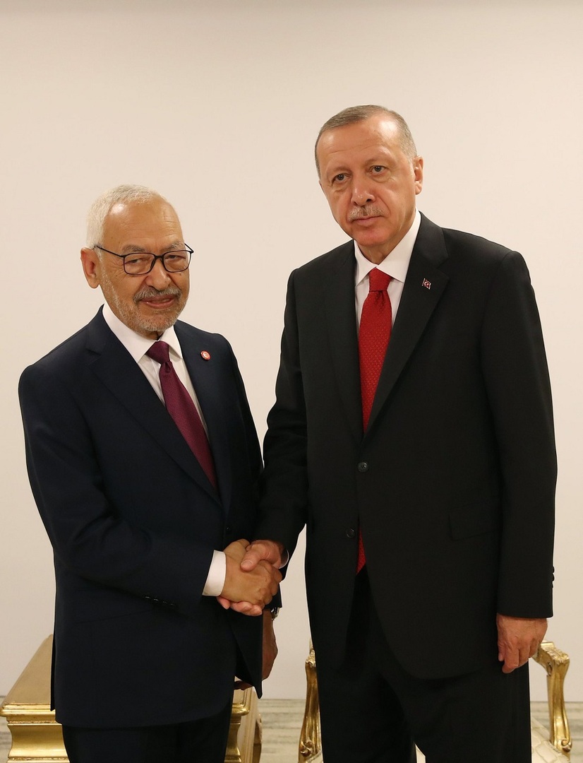 لقاء مغلق بين أردوغان ورئيس البرلمان التونسي في اسطنبول
