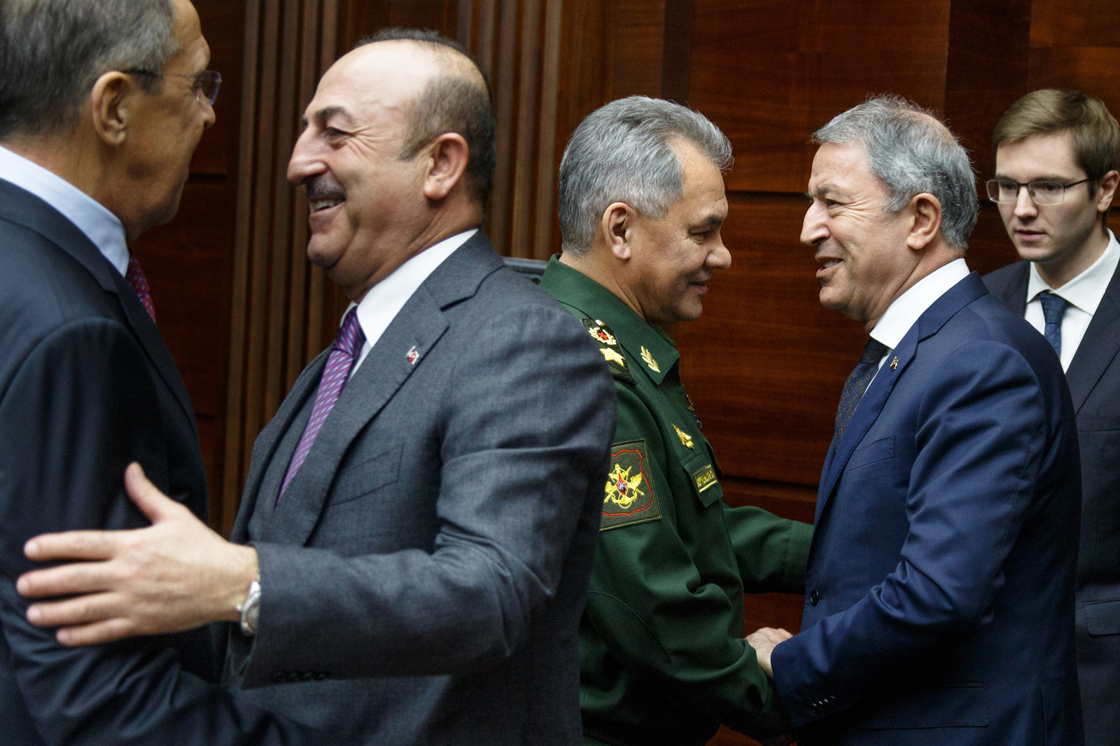 وزيرا الخارجية والدفاع التركيان في موسكو لبحث ملفات ليبيا وسوريا والشرق الأوسط