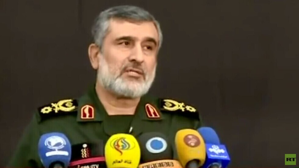 قائد القوات الجوية بالحرس الثوري: إيران قوة عظمى والولايات المتحدة عدو أجوف