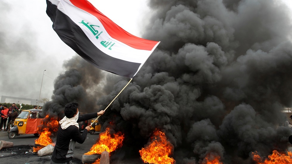 الدفاع المدني العراقي يحذر من خطر حرق الإطارات