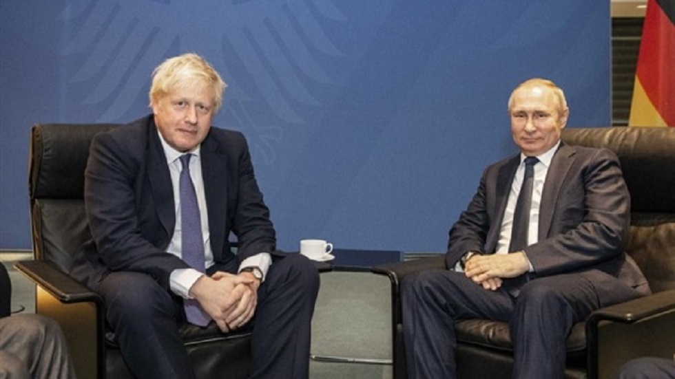 الكرملين يخالف لندن ويصف لقاء بوتين مع جونسون بالبناء والتصالحي