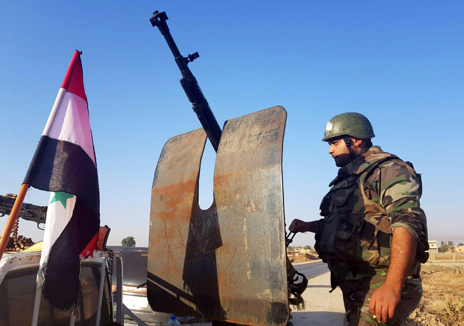 مصدر عسكري سوري يكشف تفاصيل هجوم المسلحين على نقاط عسكرية شرق إدلب