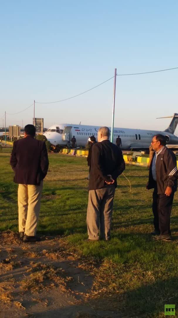 خروج طائرة ركاب عن المدرج أثناء هبوطها في مطار ماهشهر جنوب إيران