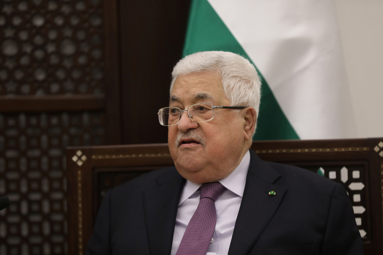 الرئيس الفلسطيني يرفض تلقي اتصال هاتفي من ترامب