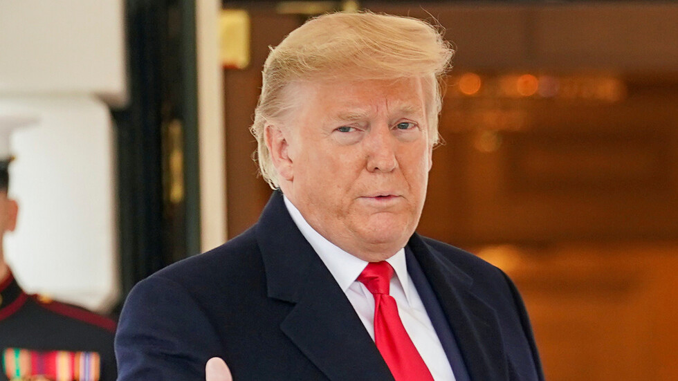 نصفا أمريكا يتبادلان العداء