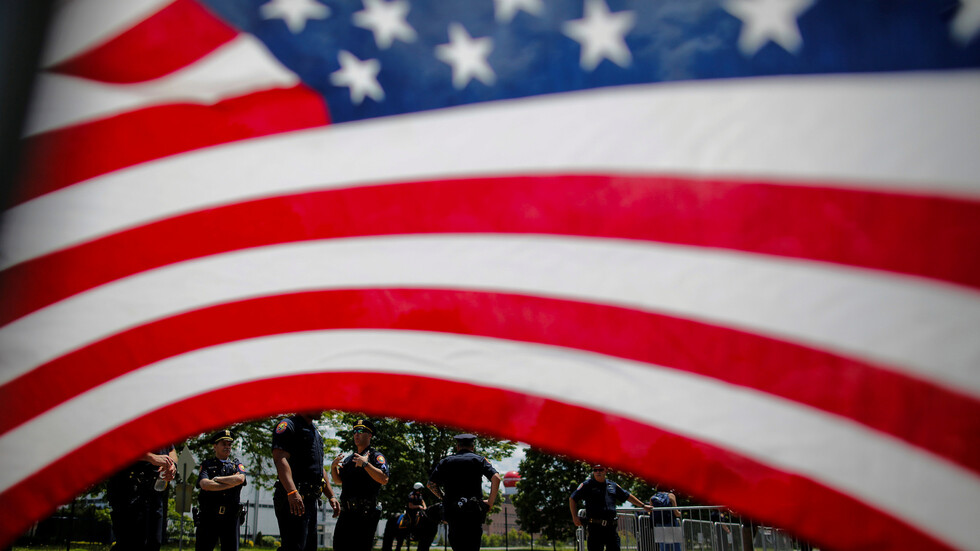 توجيه 90 اتهاما لشاب قتل 22 شخصا في ولاية أمريكية