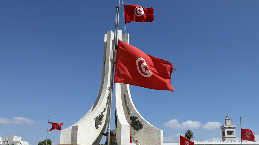 إنهاء مهام ممثل تونس الدائم  لدى الأمم المتحدة بشكل مفاجئ