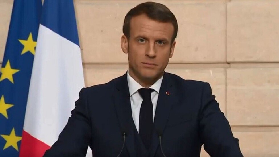 ماكرون: لا بد من عقد حوار مع روسيا بشأن الأمن الدولي الجماعي