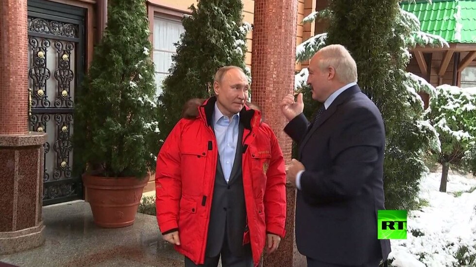 لوكاشينكو يشكو لبوتين من نقص الثلوج في بيلاروس