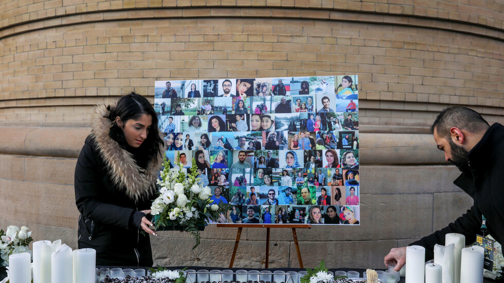 كندا تقاضي إيران بسبب إسقاطها الطائرة الأوكرانية