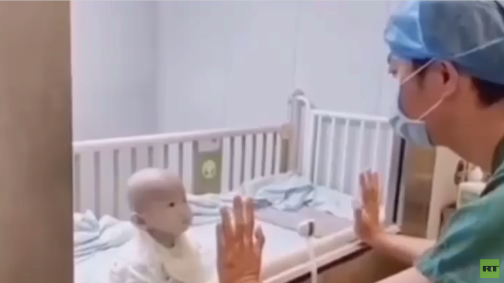 كورونا.. عابر للحدود وكاسر للقلوب