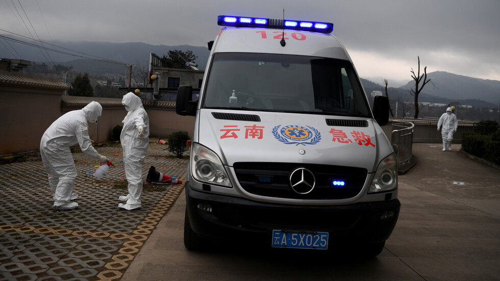 ارتفاع عدد وفيات كورونا في الصين إلى 908 والمصابين إلى أكثر من 40 ألفا