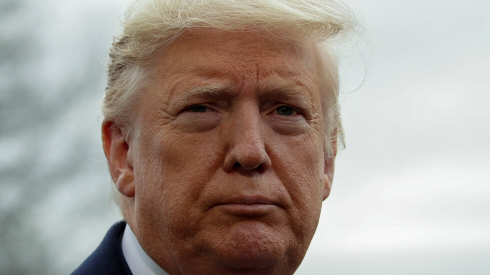 ترامب يلوح بإنشاء 