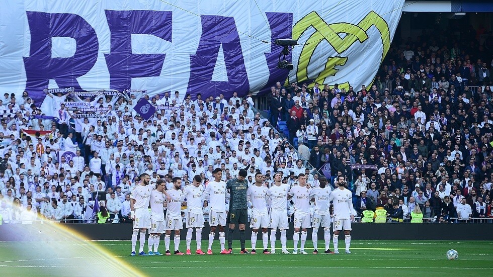 ريال مدريد يكرم صحفي بعد وفاته