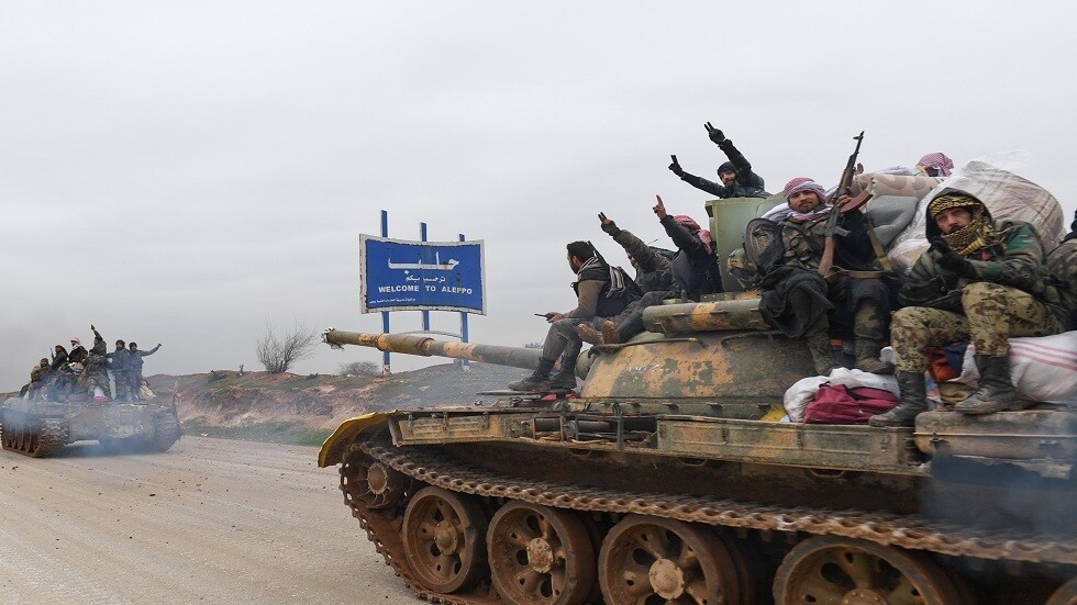 جندي سوري يلتقي بذويه بعد فراق سنوات (فيديو)