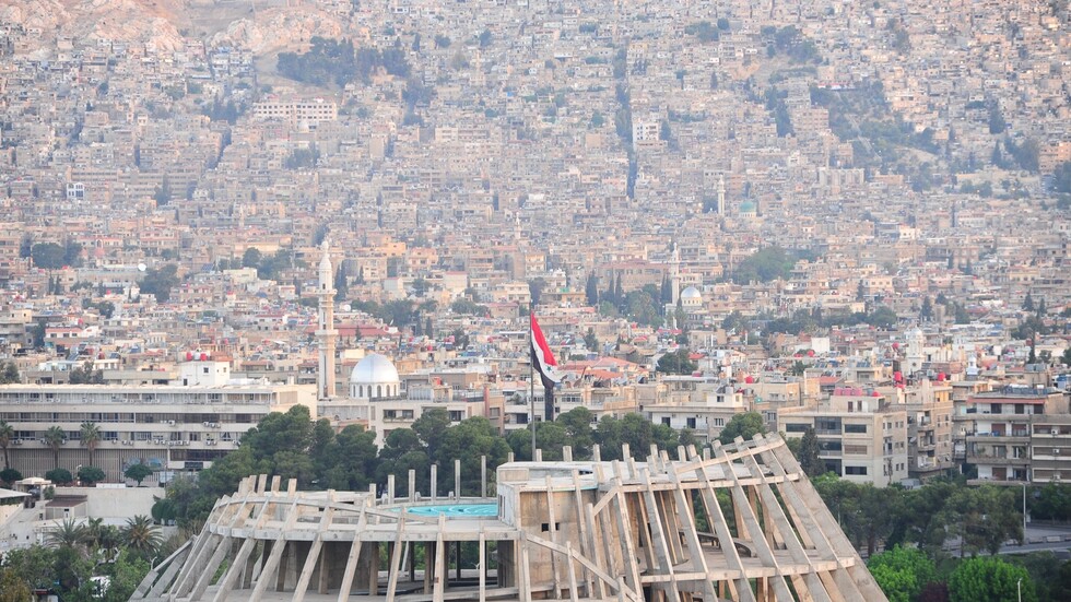 سوريا.. بدء تنفيذ آلية جديدة لبيع وشراء العقارات